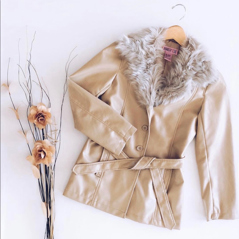 Beige coat with faux fur
